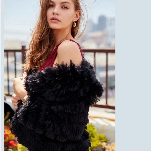 1 left! Black faux fur fringe lightweight jacket - Picture 4 of 6
